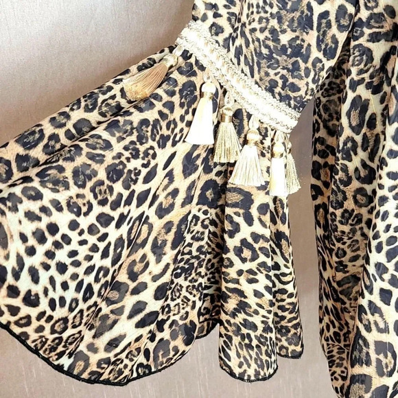 LUXE‎ MODA Oversized Leopard Print Ruffled Blouse Small - Picture 4 of 8